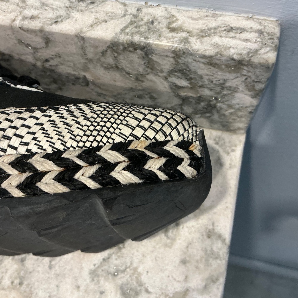 STELLA McCARTNEY White & Black Chunky Sneakers Size 35 - Picture 12 of 16